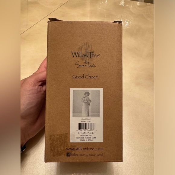 Willow Tree Good Cheer Figurine - Picture 5 of 9